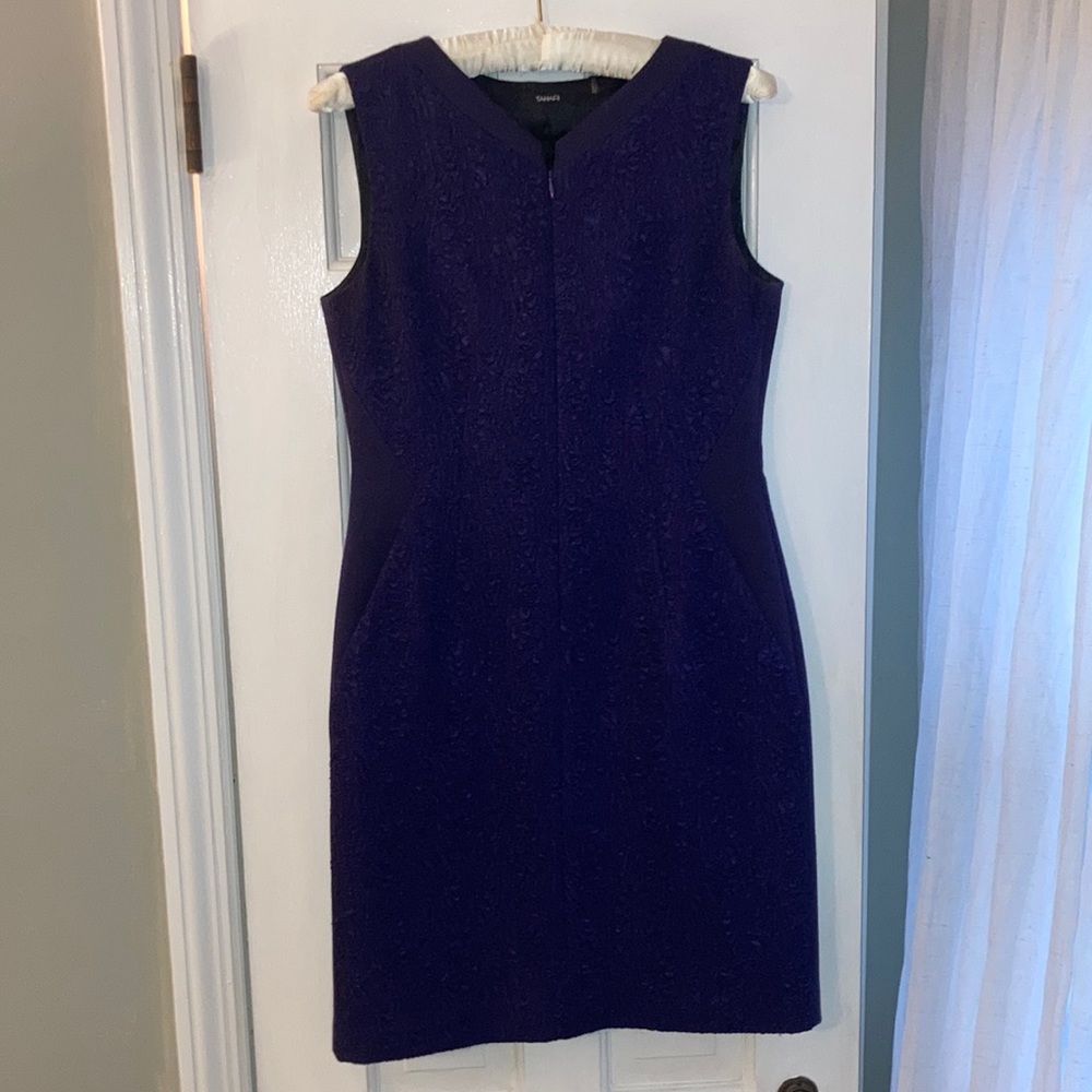 Tahari dress, purple, size 8, zipper detail